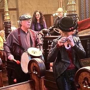 Meet your Posher, Adrianne